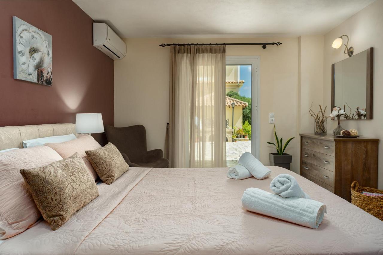 Villa Dionysios Keri Bagian luar foto