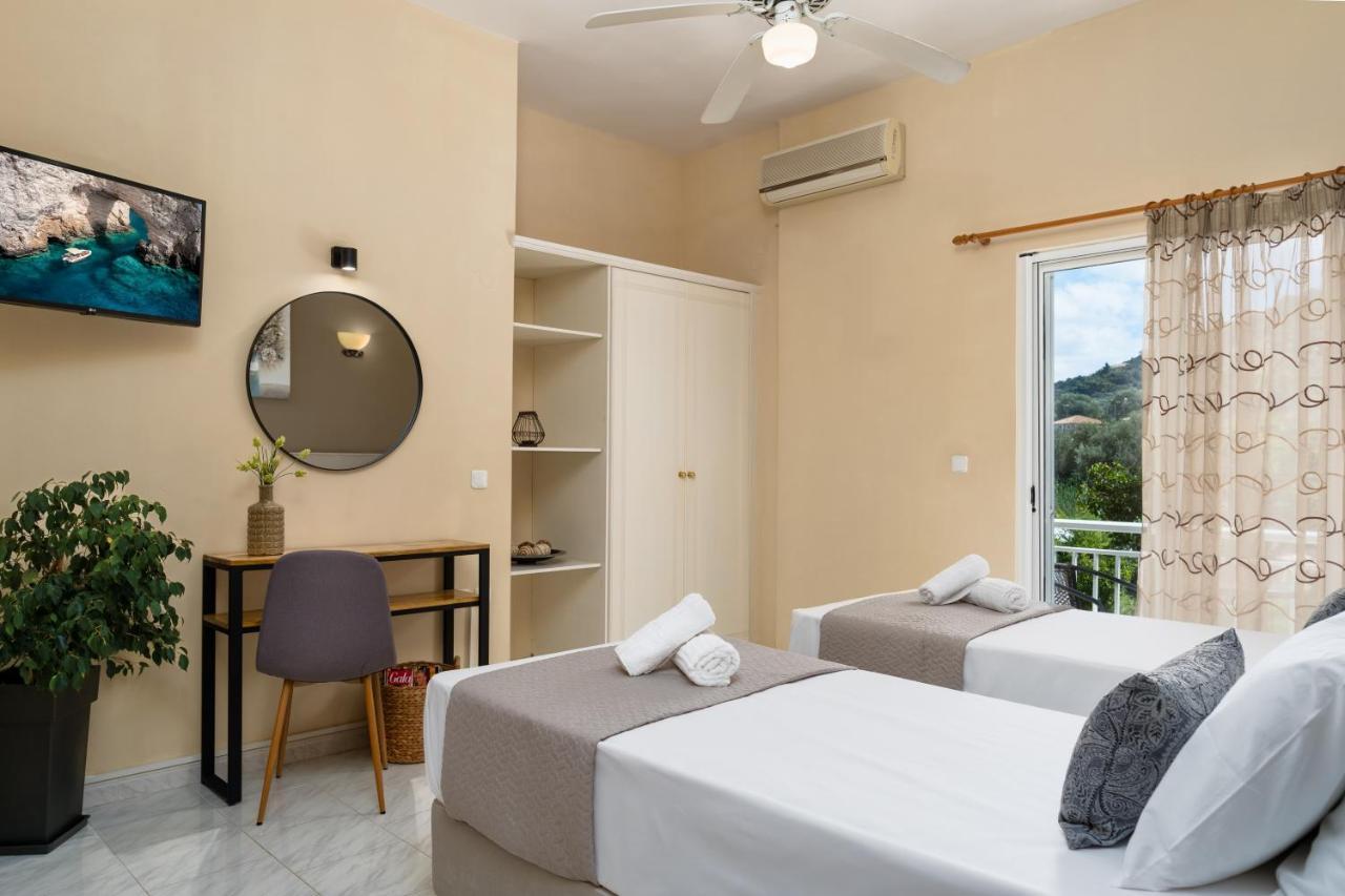 Villa Dionysios Keri Bagian luar foto