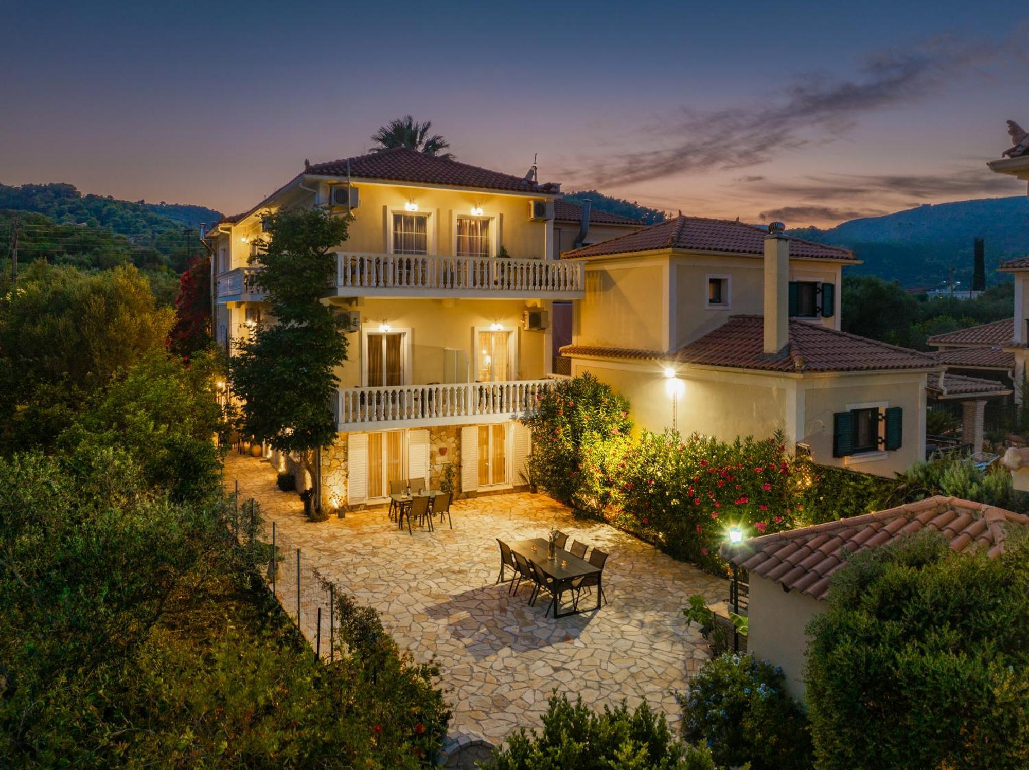 Villa Dionysios Keri Bagian luar foto